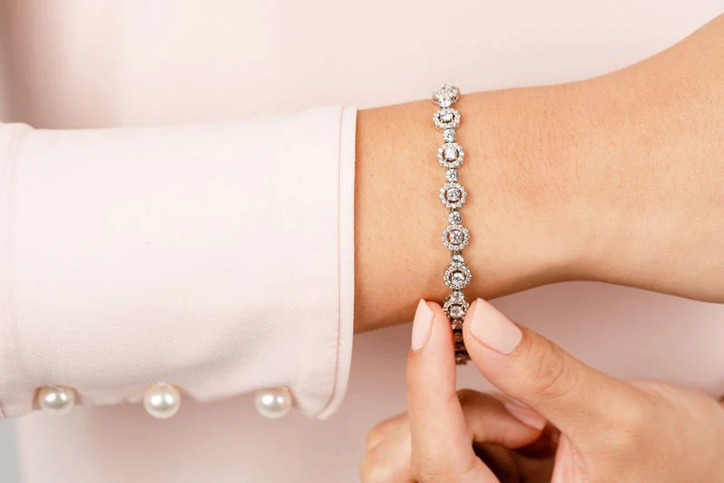All Diamond Circle Link Diamond Bracelet with 8.00 ct.(finished) 1.5mm, 3.5mm - Image 4