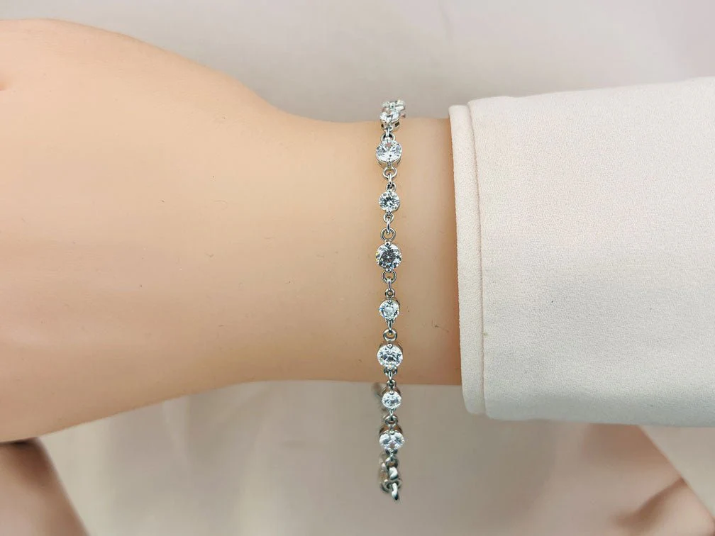 Alternating Diamond And Chain Link Diamond Bracelet with 3.15 ct.(finished) 3mm, 3.8mm - Image 3
