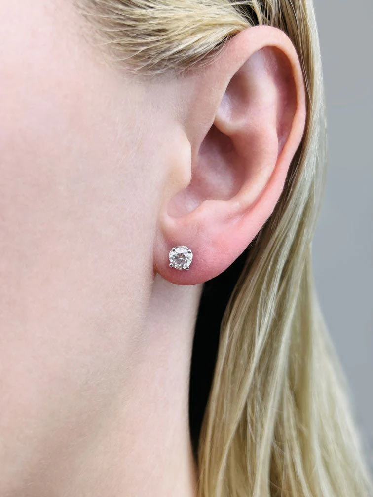 Beautiful Tulip Diamond Stud Earrings with 2.00 ct.(finished) 6.5mm - Image 3