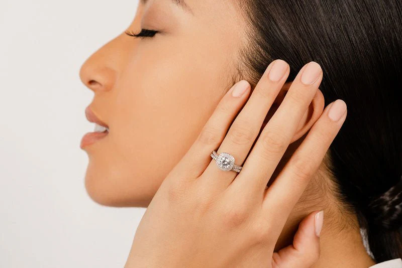 Brilliant Sparkle Wedding Set Lab-Grown Diamond with 2.14 ct. (1.25 ct. center diamond) - Image 4
