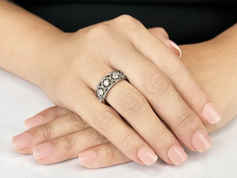 Center Of My Heart Diamond Eternity Ring with 1.15 ct.(finished) 3.1mm - Image 3