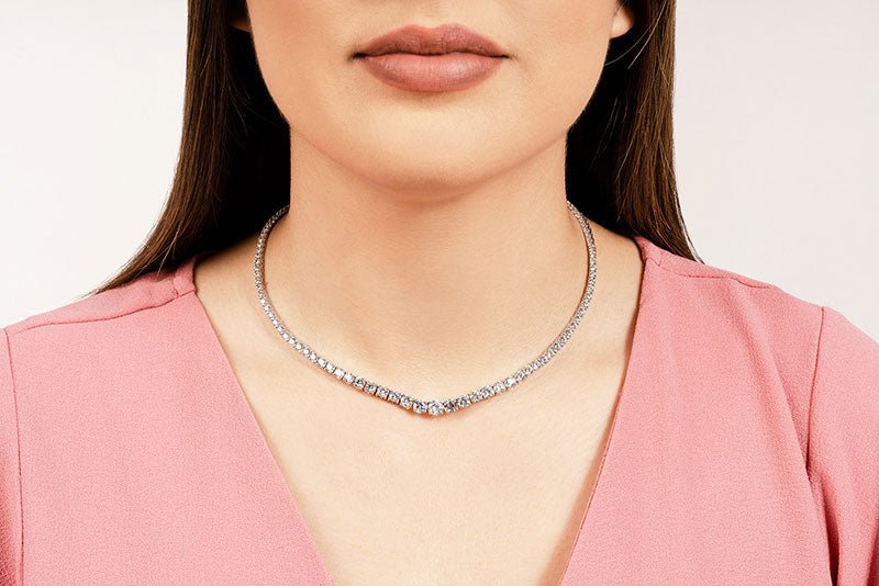 Classic Graduated Strand Of Lab-Grown Diamond with 11.00 ct.(finished) - Image 4