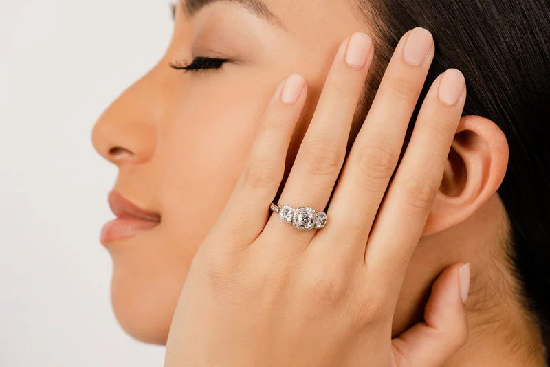 Classic Three Stone Cushion Cut Diamond Halo Diamond Ring with 1.82 ct. (1.00 ct. center diamond) - Image 4