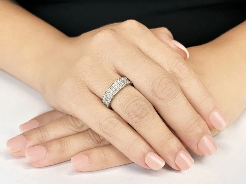 Concave 3 Row Princess Cut Diamond Eternity Ring with 2.70 ct.(finished) 1.5mm - Image 3