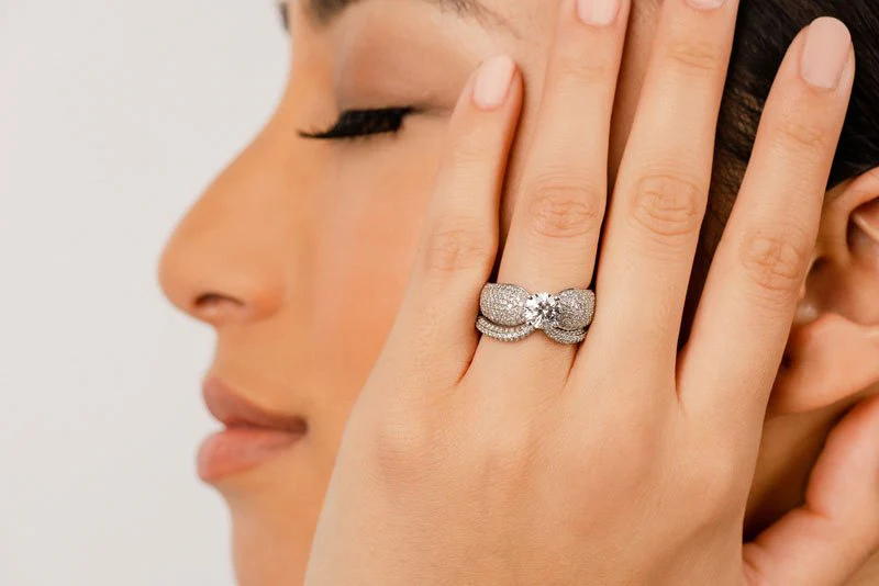 Dazzling Diamond Bridal Set With Side Stones Diamond  with 2.03 ct. (0.75 ct. center diamond) - Image 4