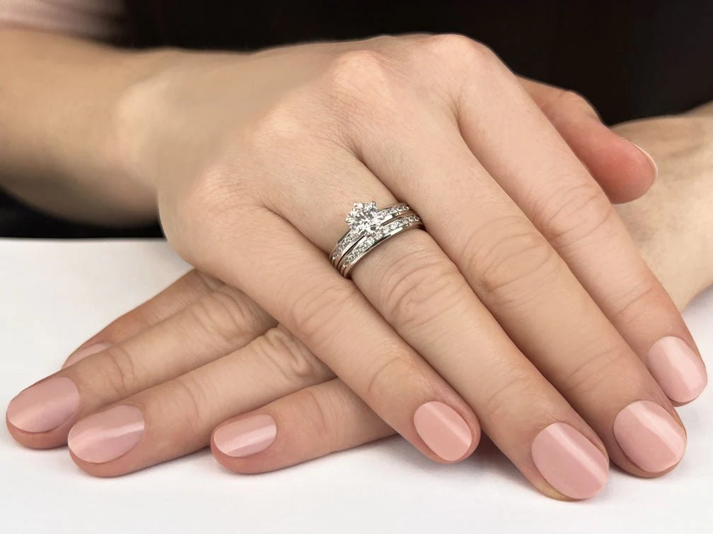 Diamond Band Center Focus Bridal Set Diamond  with 0.98 ct. (0.50 ct. center diamond) - Image 3