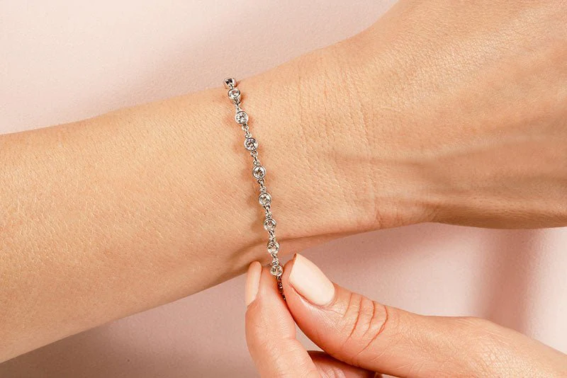 Diamond Drops Single Link Bezel Lab-Grown Diamond Bracelet with 6.00 ct.(finished) 4mm - Image 4