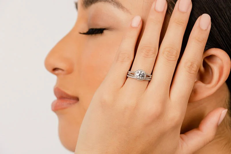 Elegant Split Shank Lab-Grown Diamond Bridal Set with 1.66 ct. (1.00 ct. center diamond) - Image 4