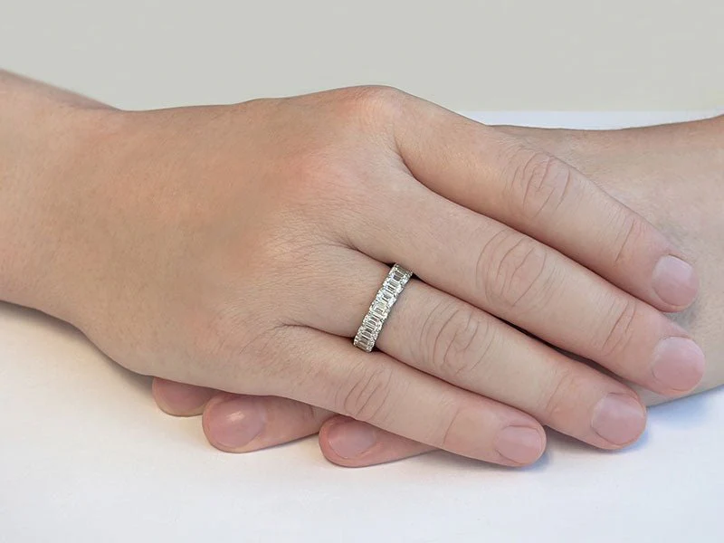 Emerald Cut Crown Diamond Eternity Diamond Ring with 3.60 ct.(finished) 3.5x2.5mm - Image 3