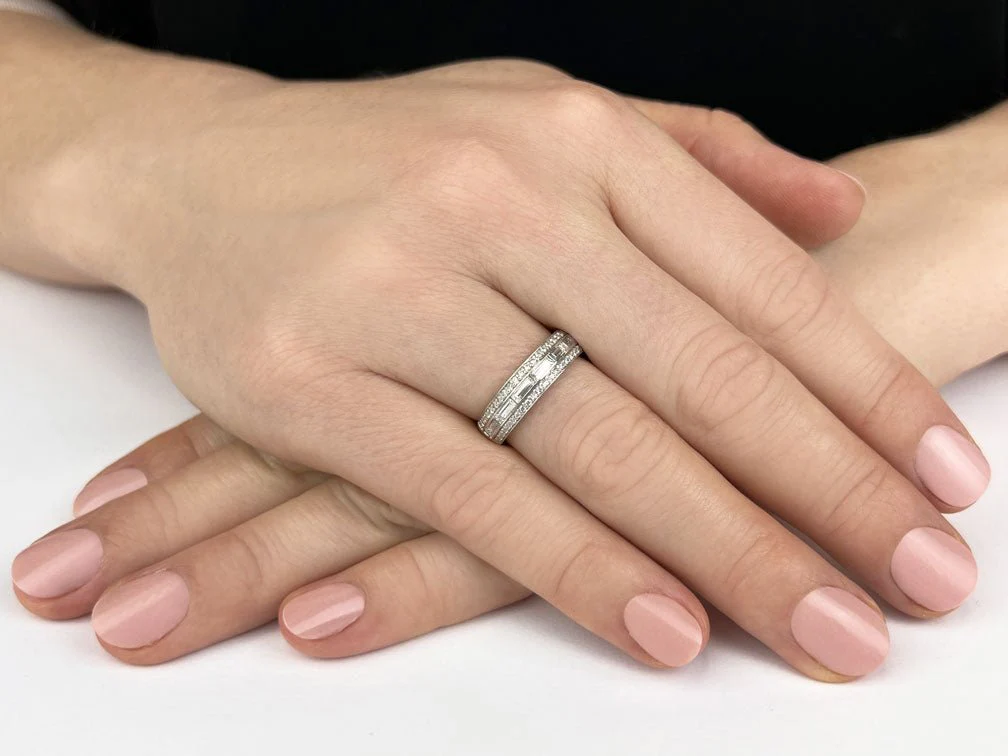 Everlasting Romance Lab-Grown Diamond Anniversary Ring with 0.88 ct.(finished) 4x1.5mm, 1.1mm - Image 3