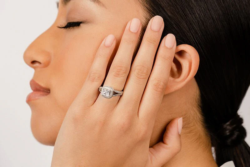 Exquisite Double Halo Lab-Grown Diamond Engagement Ring with 1.71 ct. (1.00 ct. center diamond) - Image 4