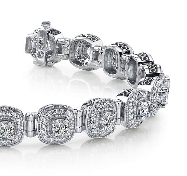 Fanciful Round Diamond Bracelet With Tube Links Diamond with 2.86 ct.(finished) 1mm, 2.5mm