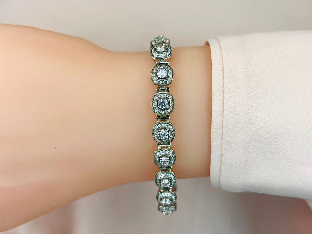 Fanciful Round Diamond Bracelet With Tube Links Lab-Grown Diamond with 3.68 ct.(finished) 1.1mm, 2.8mm - Image 3