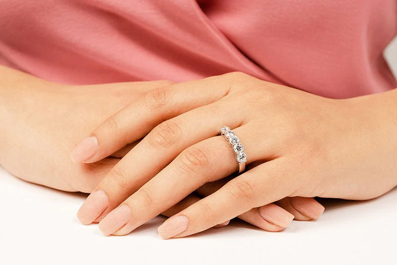 Five Across ab-Grown Diamond  Band with 0.24 ct.(finished) 2.3mm - Image 3