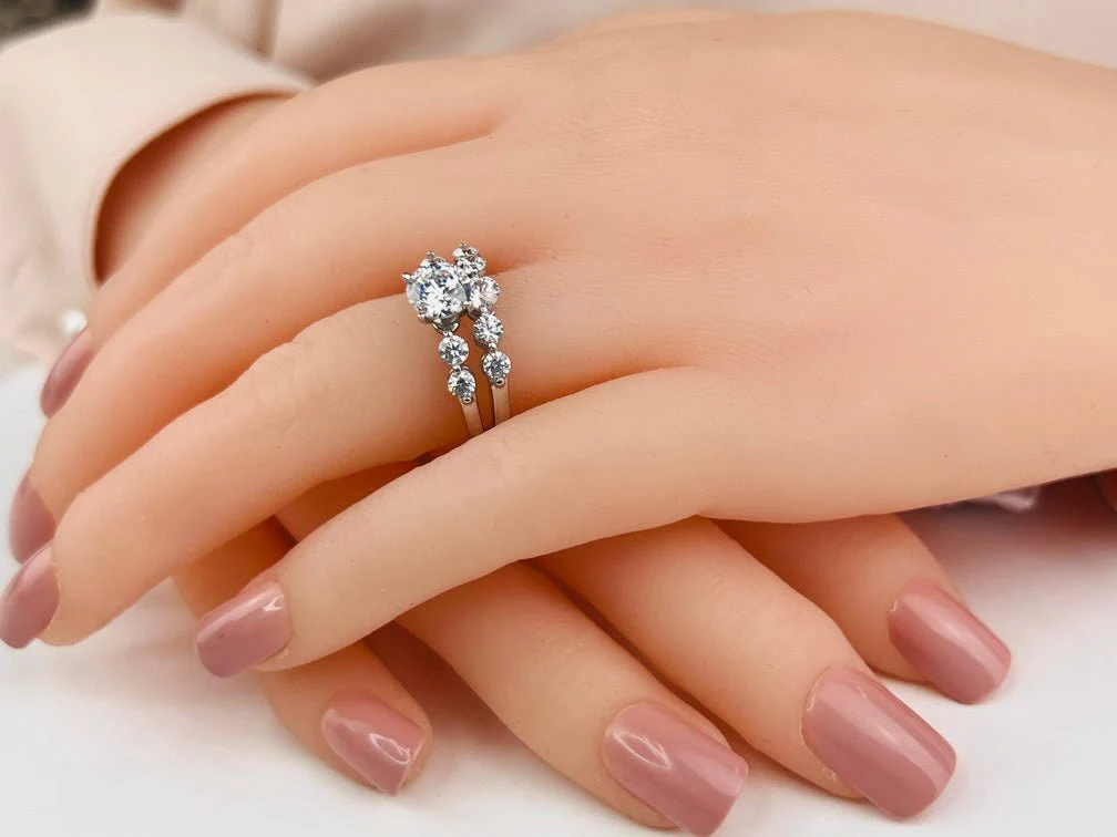 Five Across Lab-Grown Diamond Bridal Set with 1.99 ct. (1.00 ct. center diamond) - Image 3