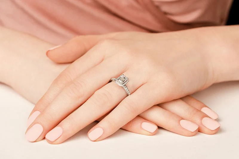 Magical Emerald Cut Diamond Engagement Ring with 1.02 ct. (0.70 ct. center diamond) - Image 3