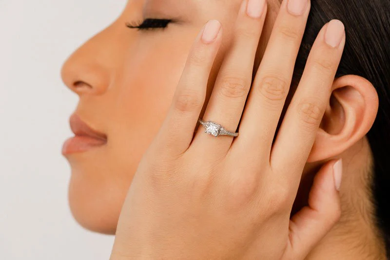 Mesmerizing Princess Lab-Grown Diamond Engagement Ring with 1.64 ct. (1.50 ct. center diamond) - Image 4