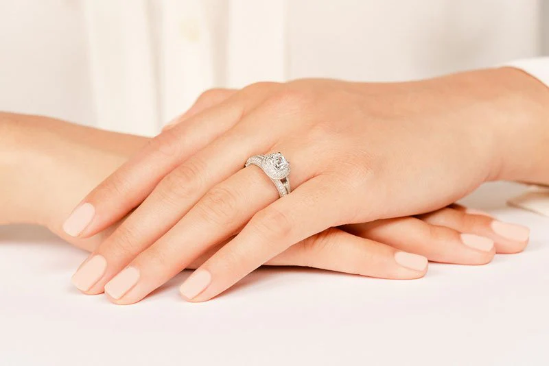 Milgrain Cushion Cut Halo Ring Lab-Grown Diamond with 2.70 ct. (2.00 ct. center diamond) - Image 5