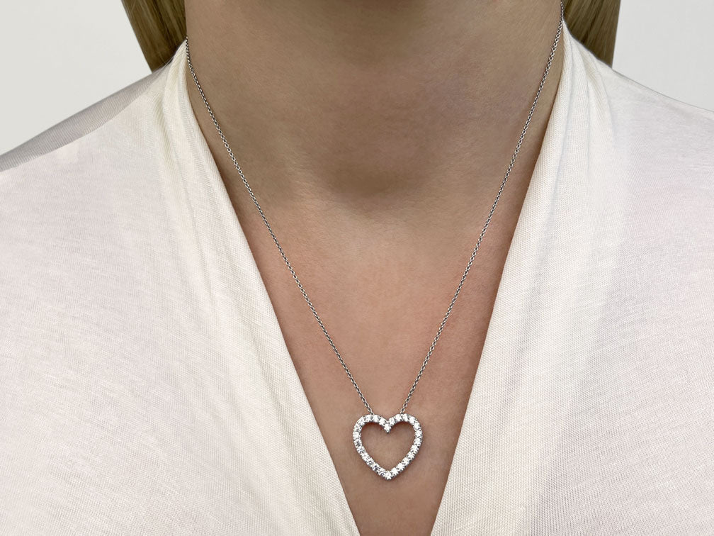 Perfect Diamond Heart Diamond Pendant with 0.45 ct.(finished) 1.5mm - Image 3