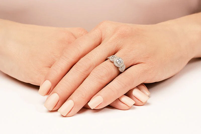 Perfect Three Diamond Anniversary Band Lab-Grown Diamond with 1.00 ct. (0.50 ct. center diamond) - Image 5