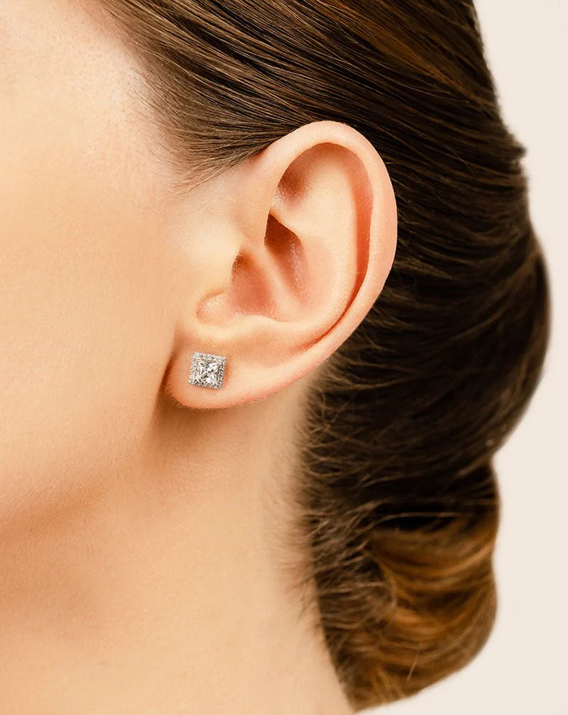Princess Designer Diamond Stud Earrings with 0.47 ct. (2X0.16 ct. center diamonds) - Image 4