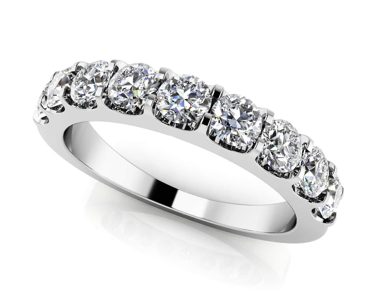Shared Prong Lab-Grown Diamond Anniversary Ring with 0.66 ct.(finished) 2.5mm