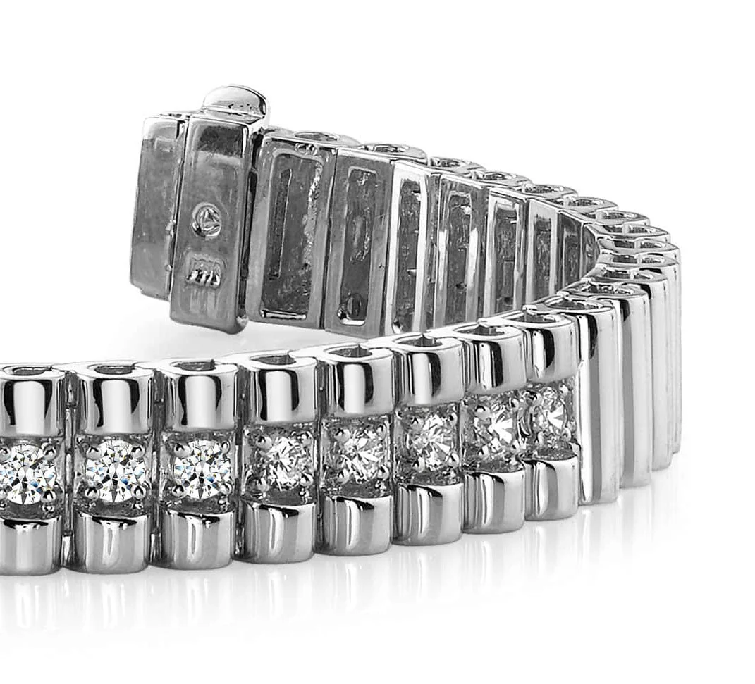 Single Center Strand Lab-Grown Diamond Bracelet with 1.80 ct.(finished) 3.5mm