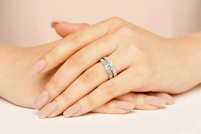 Splendid Romance Four Row Matching Bridal Set Diamond  with 1.55 ct. (0.75 ct. center diamond) - Image 5