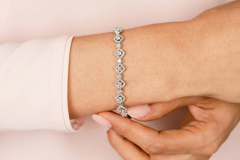 Square Link Diamond Bracelet with 7.50 ct.(finished) 1.5mm, 3.5mm - Image 3