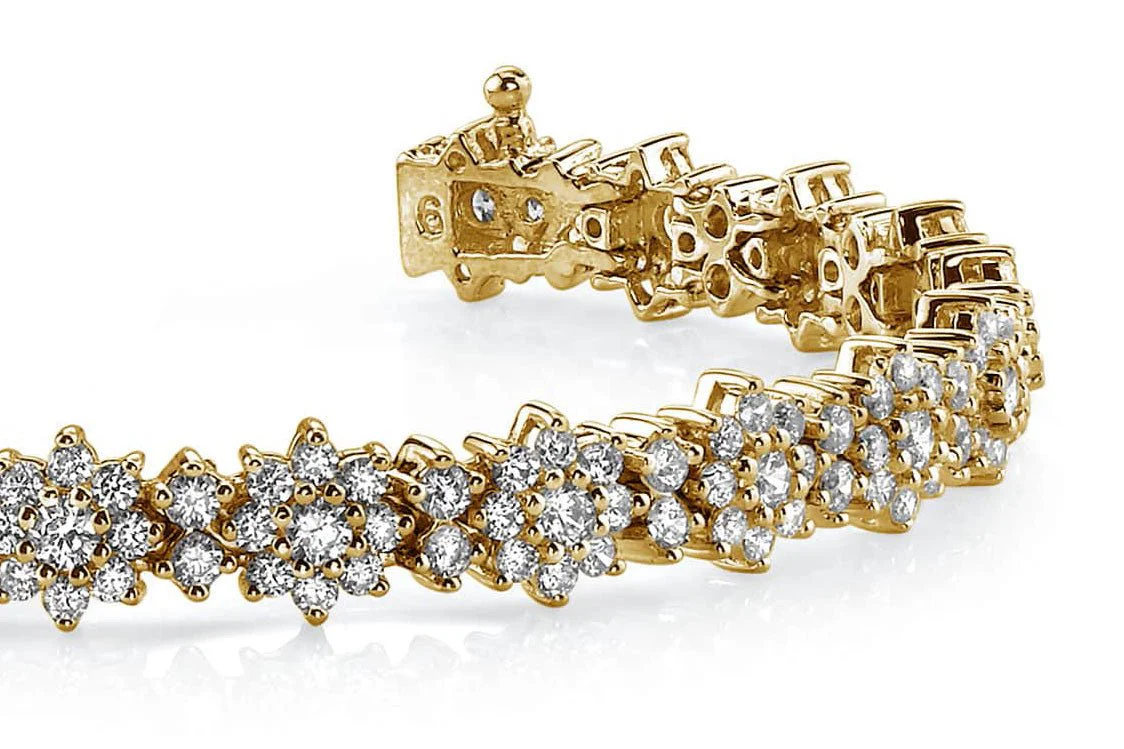 Starburst Red Carpet Diamond Bracelet with 6.00 ct.(finished) 1.7mm, 2mm, 2.6mm - Image 2