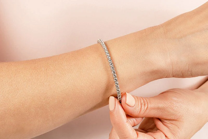 Stylish Sweetheart Bangle Lab-Grown Diamond Bracelet with 1.55 ct.(finished) 2.3mm - Image 4