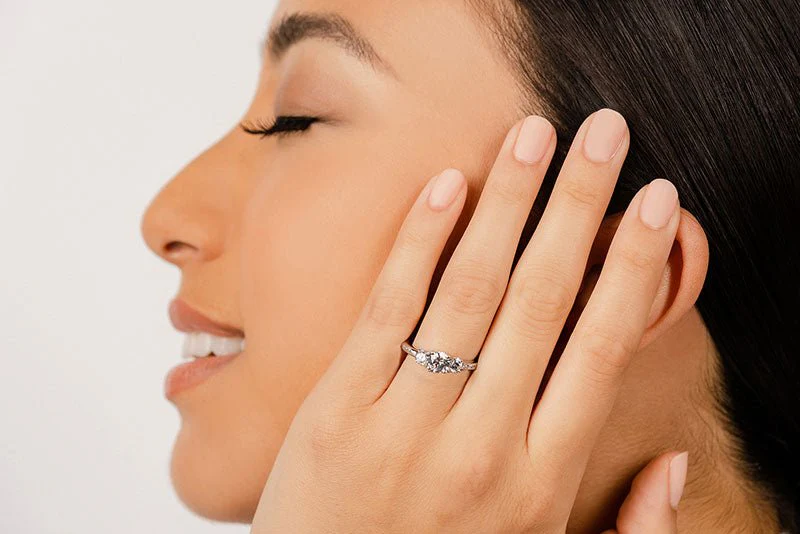 Supreme Diamond Three Stone Lab-Grown Diamond Engagement Ring with 3.13 ct. (2.00 ct. center diamond) - Image 4
