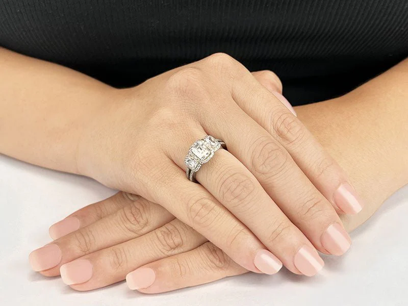 Three Stone Emerald Diamond And Halo Surround Diamond Ring with 1.90 ct. (1.00 ct. center diamond) - Image 3