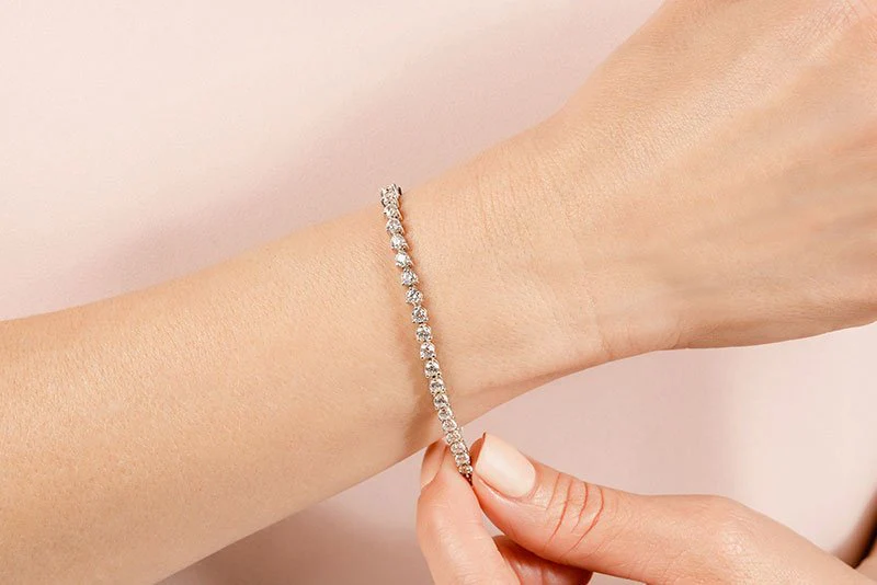 Timeless Three Prong Lab-Grown Diamond Tennis Bracelet with 12.40 ct.(finished) 4.7mm - Image 3