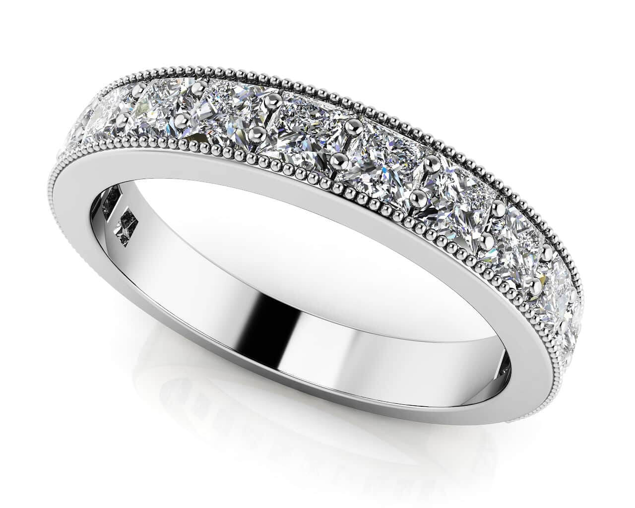 Vintage Beauty Princess Cut Diamond Ring  with 1.50 ct.(finished) 2.7mm