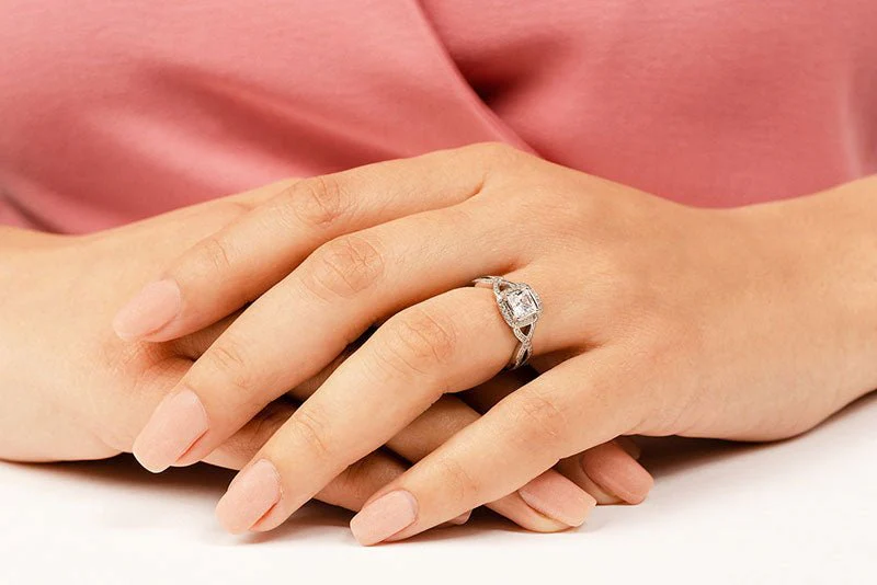 Woven Band Princess Diamond Engagement Ring with 2.35 ct. (2.00 ct. center diamond) - Image 4
